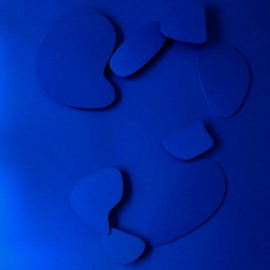 Geometrías Orgánicas Blue IV